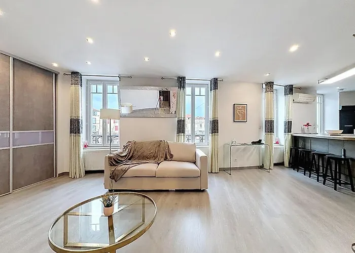 Vers Asm 4 Pers Clim Wifi Fontaine Appartement *